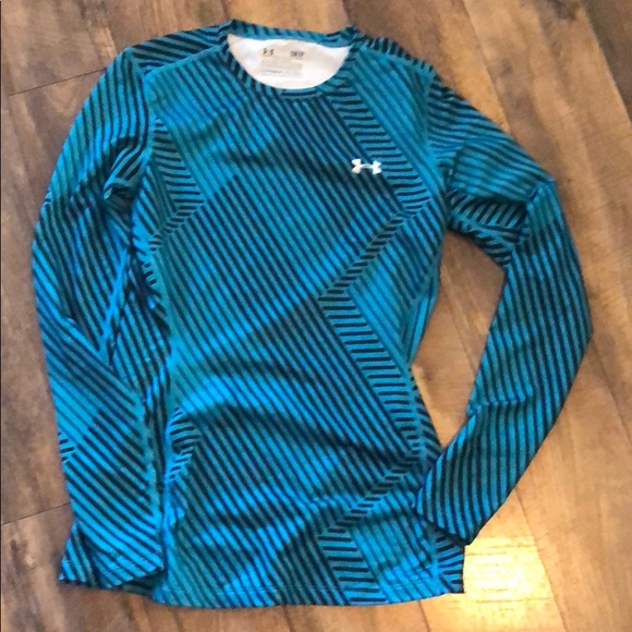 Under Armour Tops - Under Armour Striped Cold Gear long sleeve Shirt s